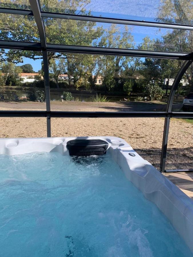 Maison Avec Jacuzzi Proche Plages Avrille  Екстер'єр фото