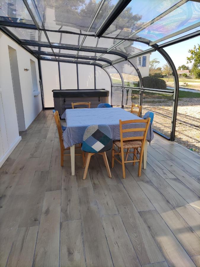 Maison Avec Jacuzzi Proche Plages Avrille  Екстер'єр фото